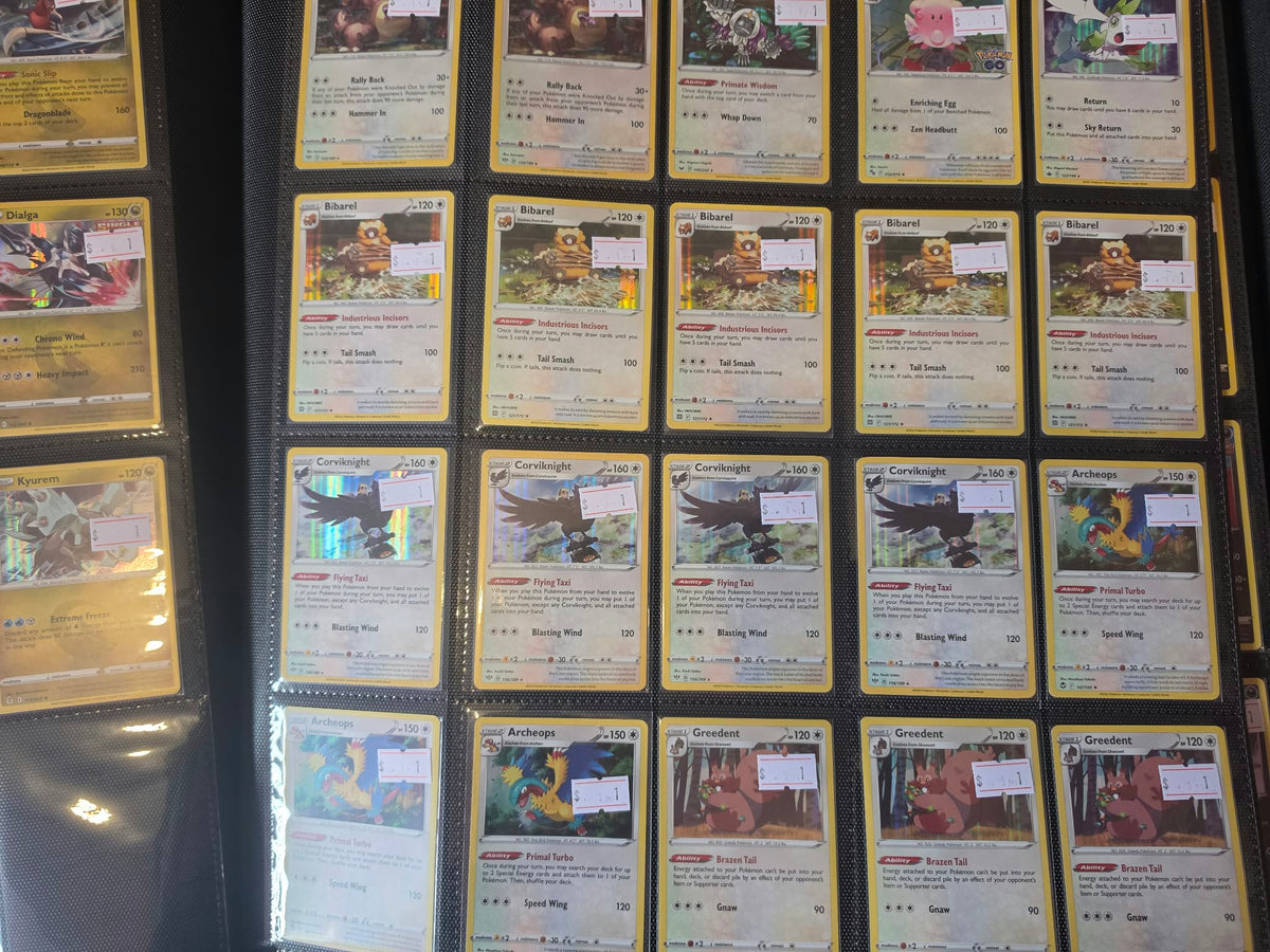 15x Random Pokémon Holo Cards – Assorted