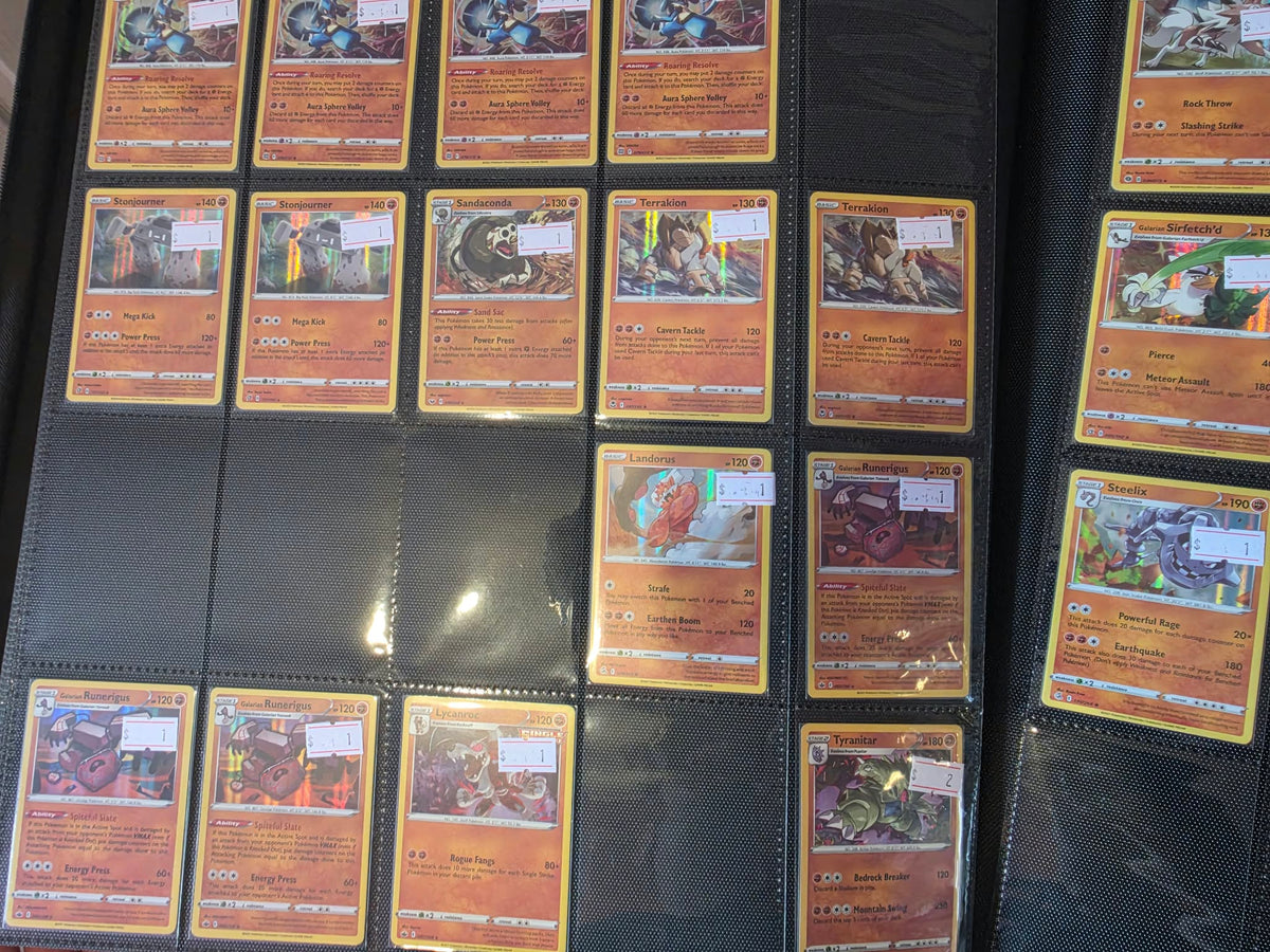 15x Random Pokémon Holo Cards – Assorted