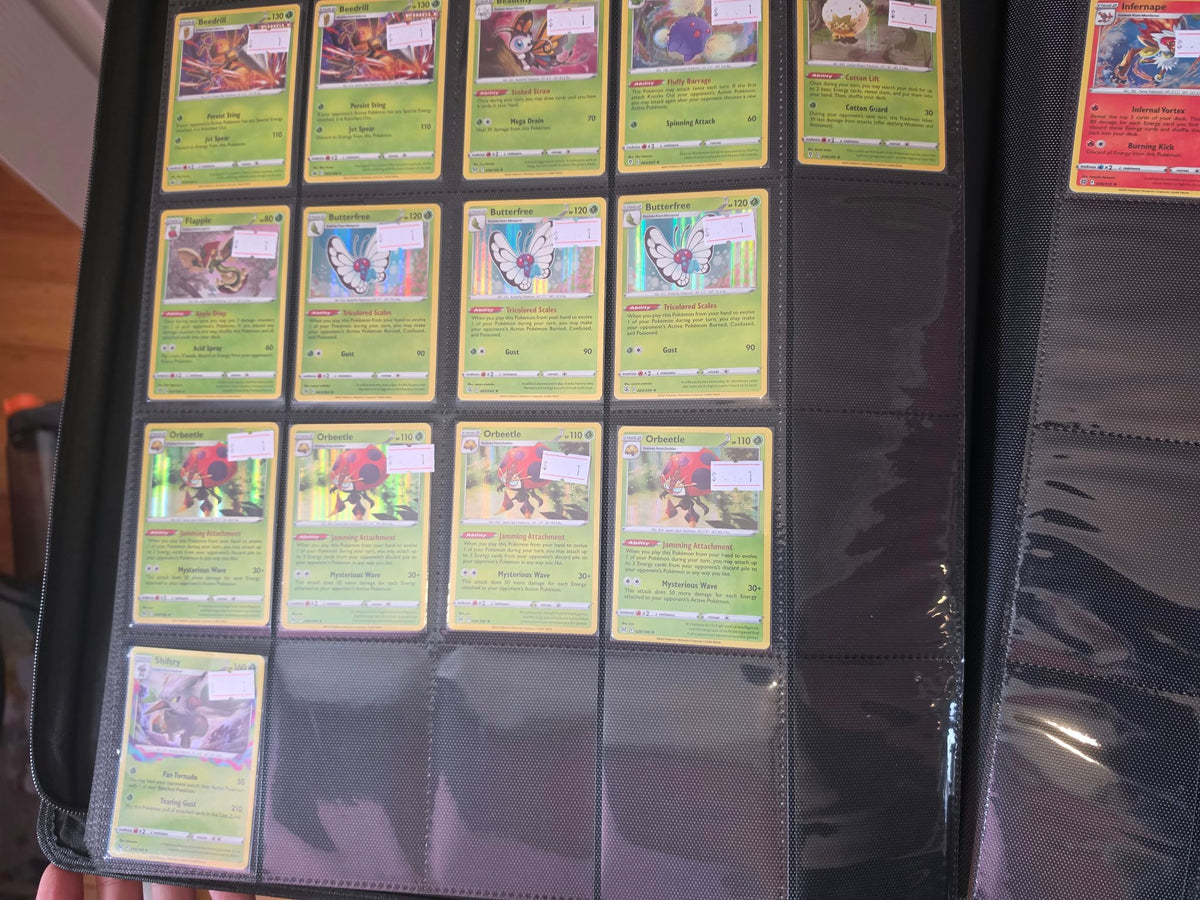 15x Random Pokémon Holo Cards – Assorted
