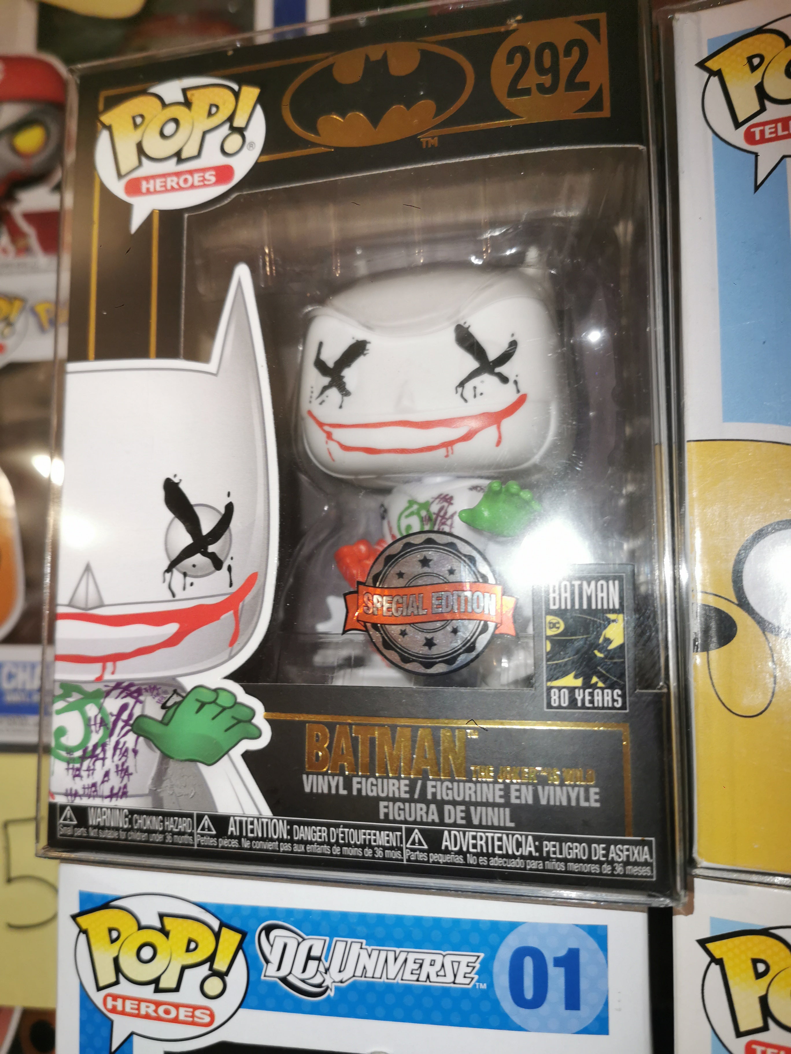 Batman (White Lantern) #292 DC Universe Funko Pop