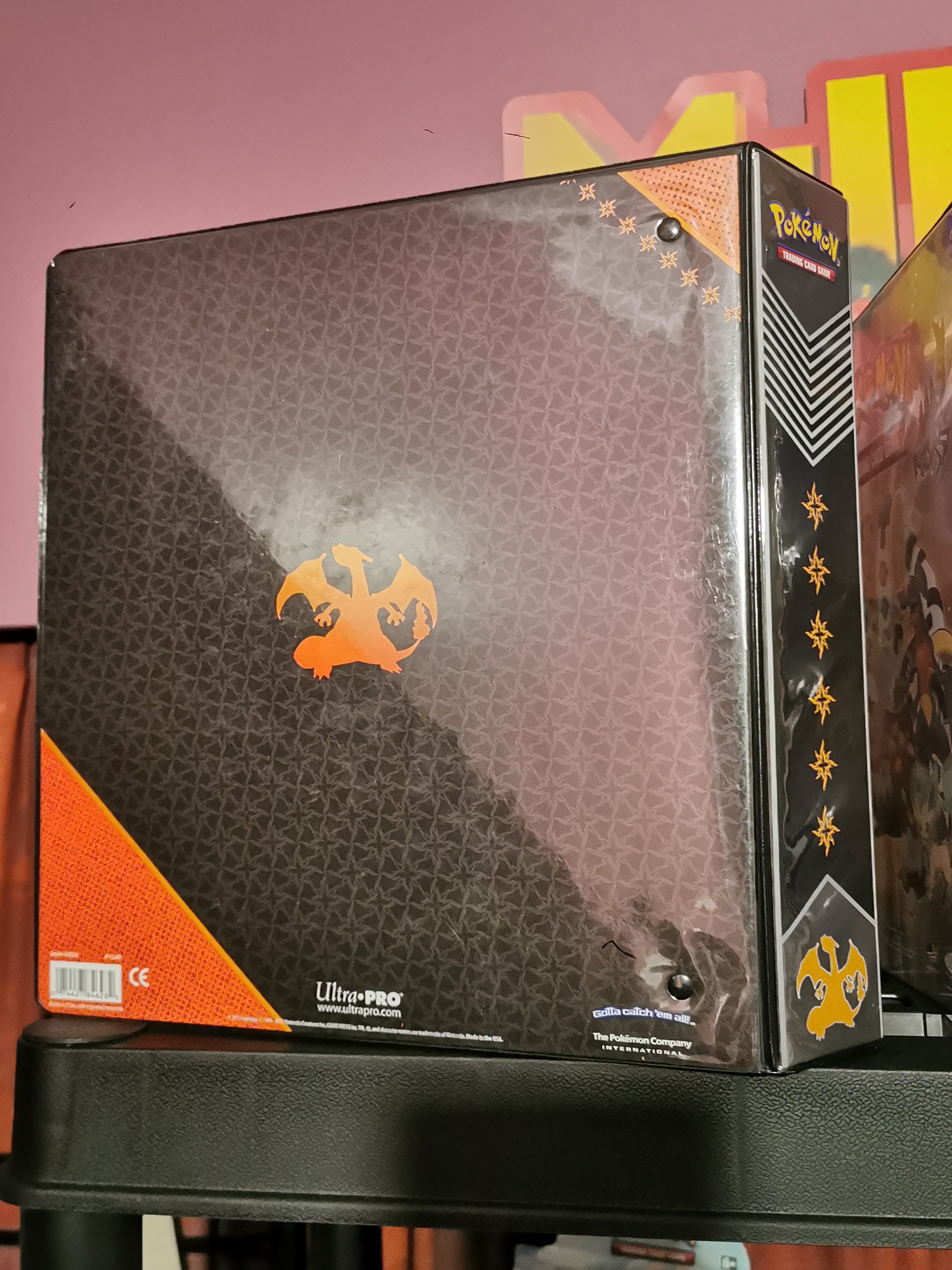 Pokémon TCG Charizard 3-Ring Card Binder Album